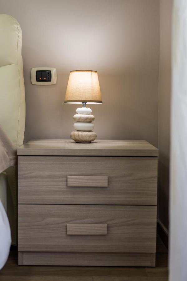 Parthenope Suite Rooms Napoli Exterior foto
